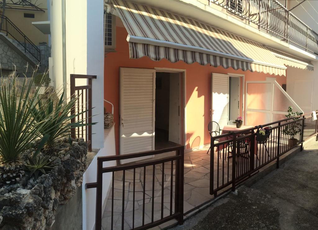 Apartments Ruzica Zaostrog Exterior foto